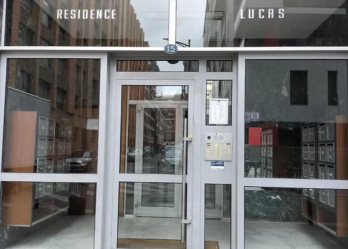 Le Jaussely - En Hypercentre Avec Balcon