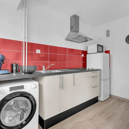 Le Jaussely - En Hypercentre Avec Balcon Apartman *