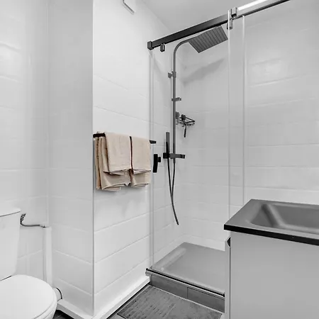 Le Jaussely - En Hypercentre Avec Balcon Apartman Toulouse